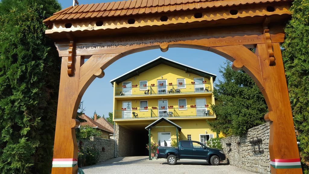 Pension Hostad Gabcikovo Exterior foto